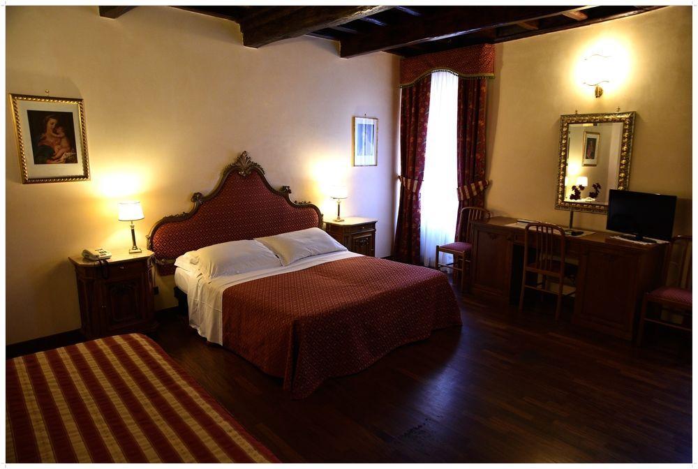 Apartament Palazzo Donarelli Rzym Zewnętrze zdjęcie