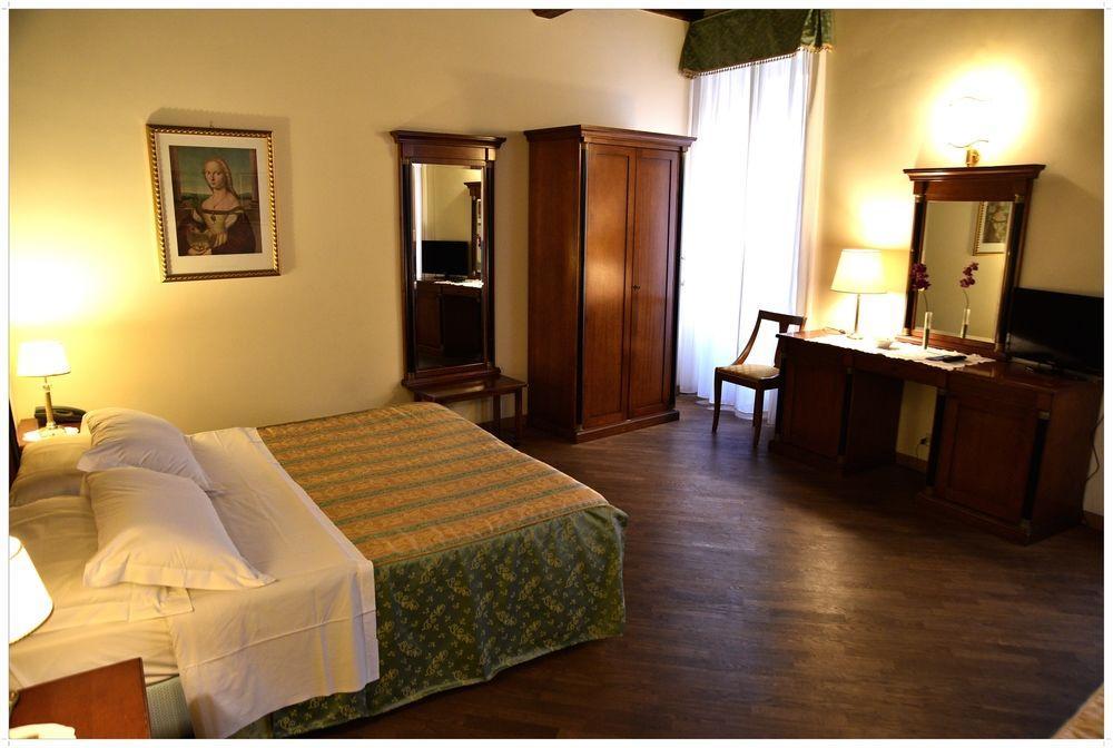 Apartament Palazzo Donarelli Rzym Zewnętrze zdjęcie
